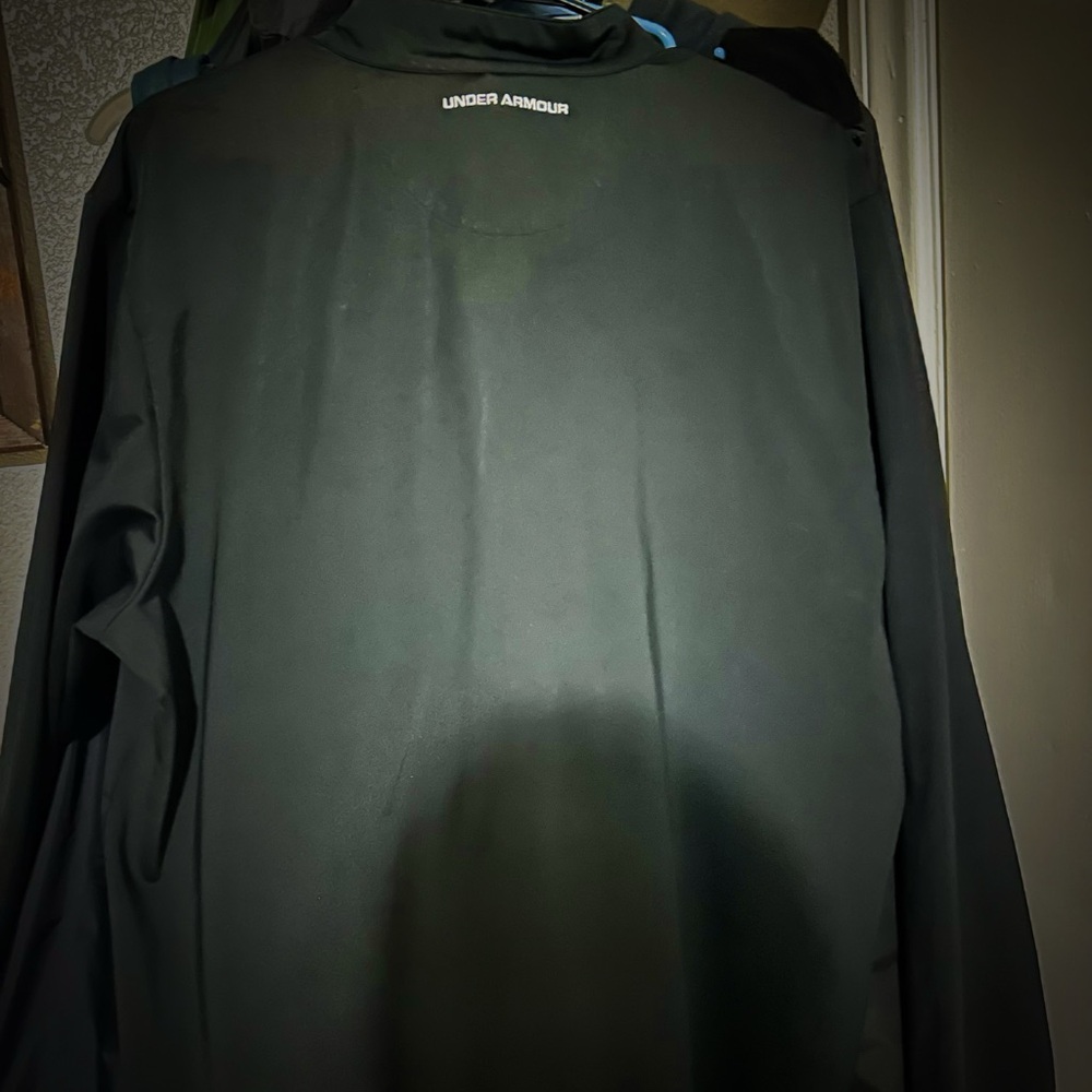 Under Armour Black Long Sleeve Top XL size - Picture 4 of 7
